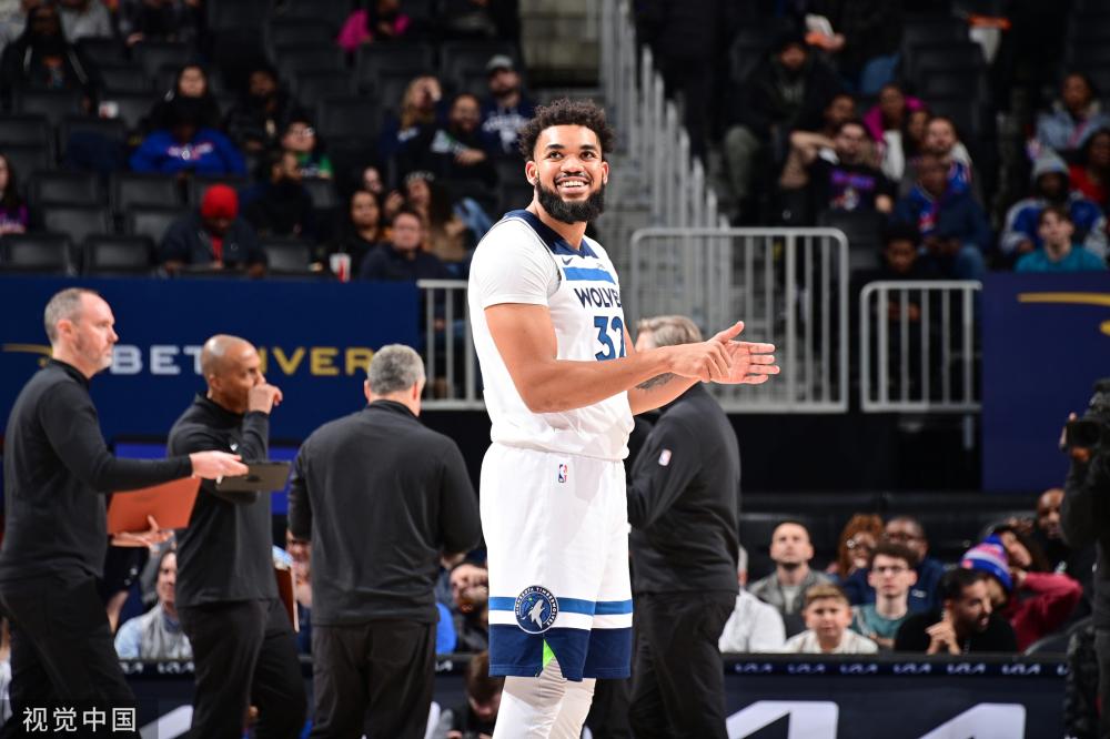 经济与竞技 经济与竞技